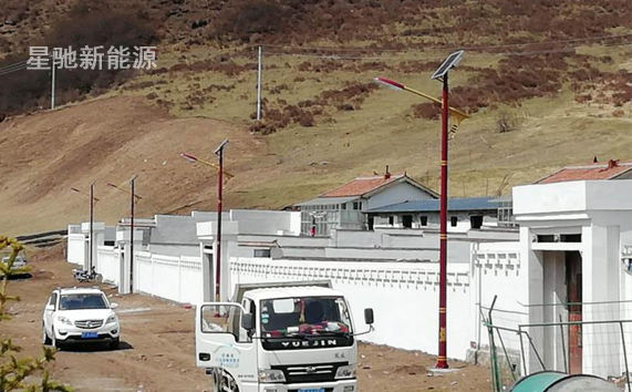 太陽能路燈